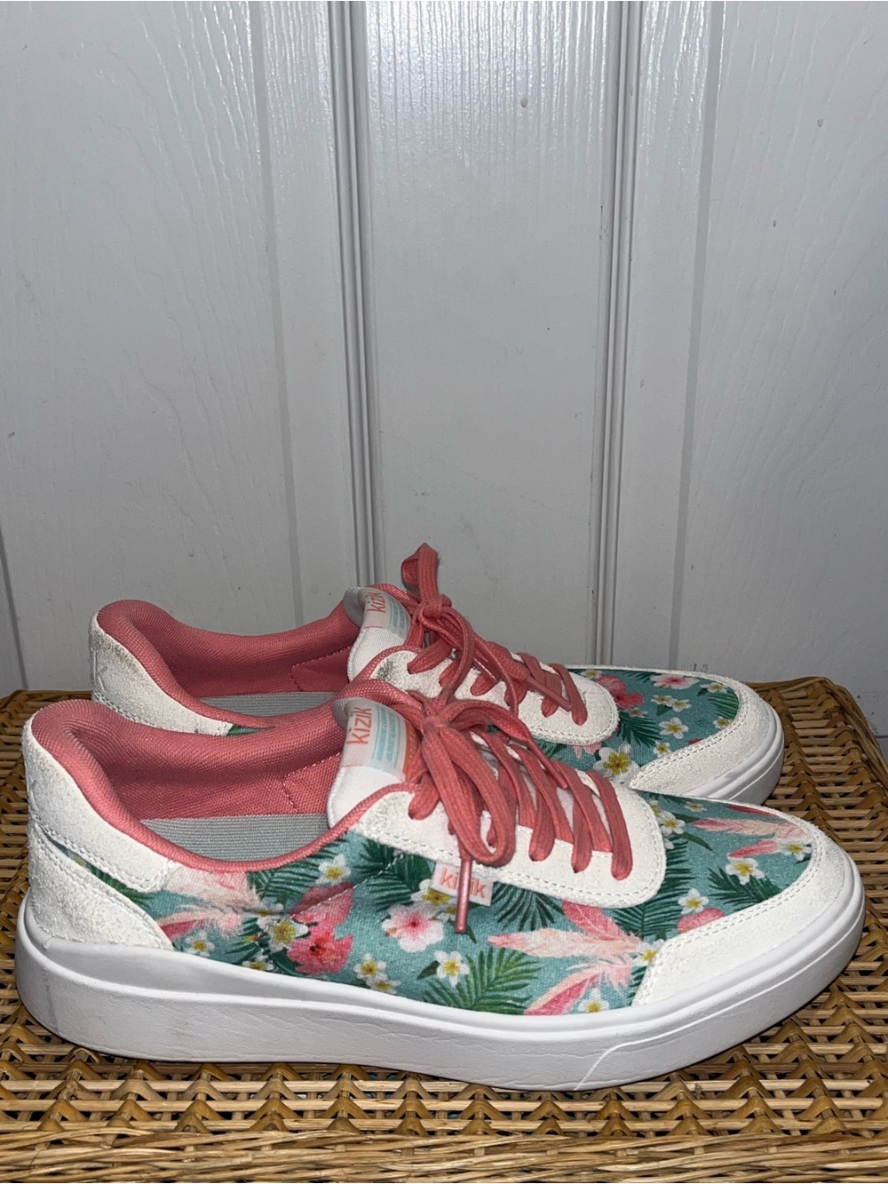 KIZIK Irvine sneakers in tropical floral print